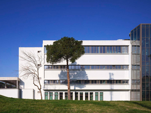 manset_istanbul_uni_erg_cal.jpg