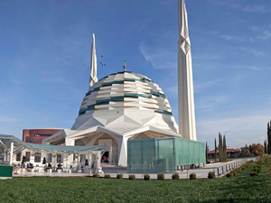 marmara_ilahiyat.jpg