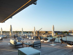 AAKingKong-Dock_G6_photo_Arthur_Pequin_10-R+5_terrasse_nordouest2.jpg