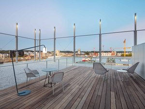 AAKingKong-Dock_G6_photo_Arthur_Pequin_13-R+6-terrasse_privative_suite.jpg