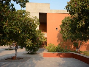 image09.jpg
