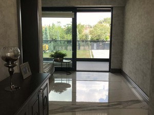 b evi (40).JPG