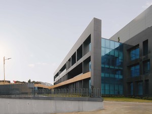 05.jpg