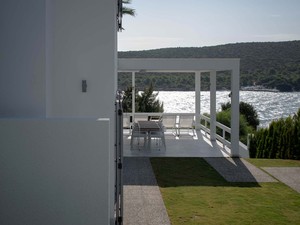 06-Bahçe-Teras.jpg