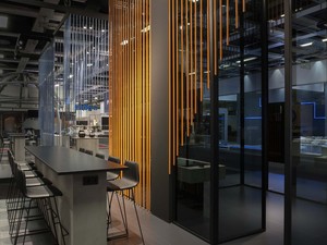 Demirden-Exhibition-Stand-Design-Silverline-IFA-2018-05.jpg