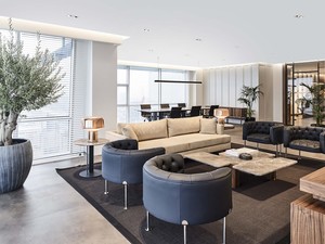 Onur_Group_ViaTwins_escapefromsofa_16.jpg