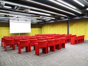ConferenceRoom_Enka_Office_GadArchitecture.jpg
