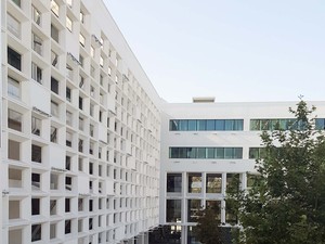 102.jpg