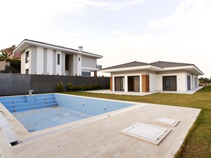 A8.jpg