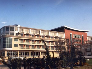 Renovasyon öncesi, 2004 yılındaki hali.