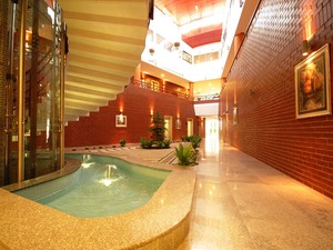 ATRIUM 1.JPG