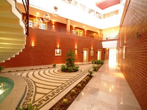 ATRIUM 5.JPG
