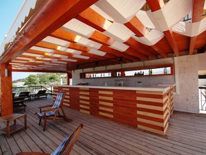 4. havuz önü bar.JPG