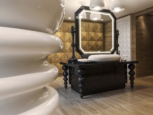 MW_MondrianDoha_changingroom_gym_01.jpg