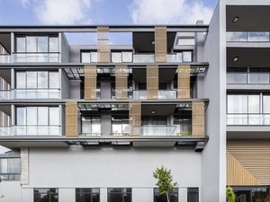 slasharchitects-perspective-offices-01-wood-seperator-back-facade.jpg