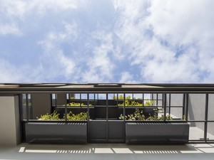 slasharchitects-perspective-offices-04-balconies.jpg