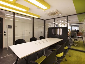 vfe57_0281b.jpg