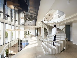 a (3).jpg