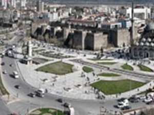 kayseri-kent-meydanı.jpg