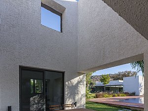 01057.jpg