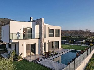 DJI_0452-1.jpg